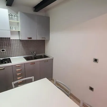 Queen Ernesta Apartman *
